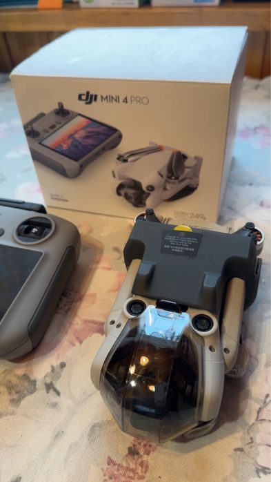 Dron dji mini 4 pro
