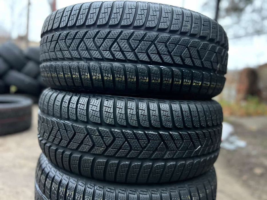 Резина зимова Pirelli 225/50 R17