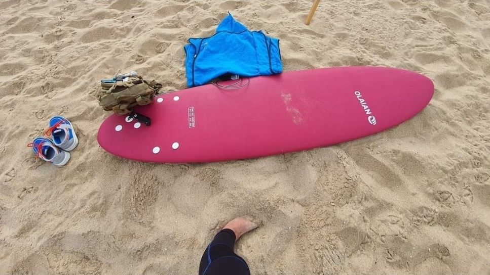 Prancha surf pouco usada e grande para iniciação