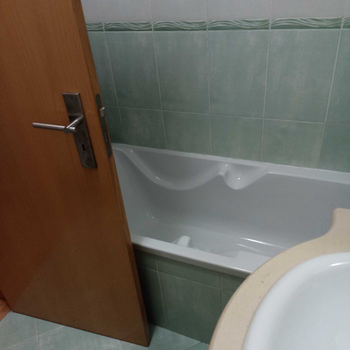 T2 para venda Junto Centro Comercial UBBO Amadora