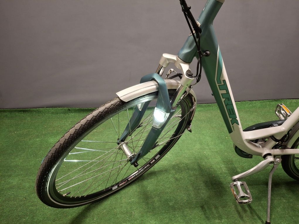 Rower elektryczny TREK T500..rama 51..bateria 48v..6.3 Ah..311Wh..