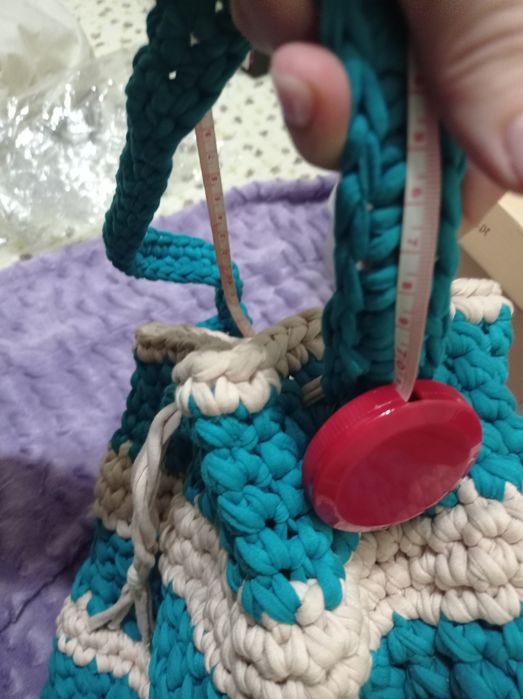 Bolsa trapilho azul turquesa e rosa claro