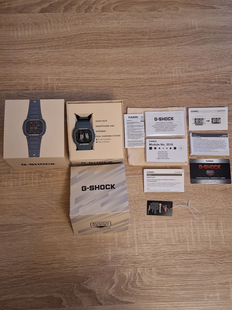 CASIO G-Shock G-Squad DW-H5600 -2ER
