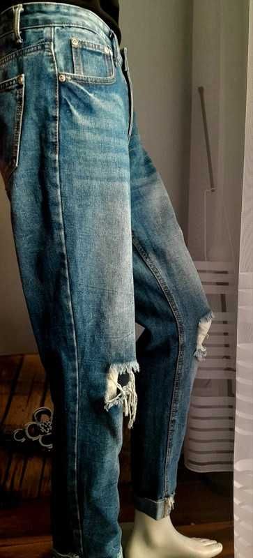 Damskie spodnie jeansowe mom fit r.38