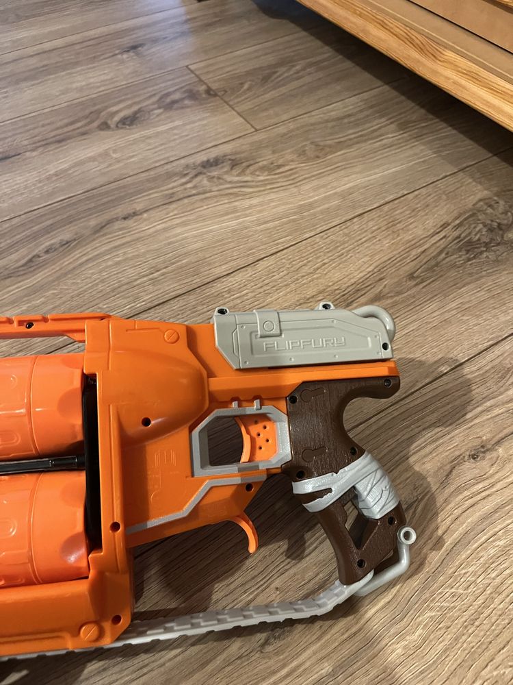 3 pistolety nerf