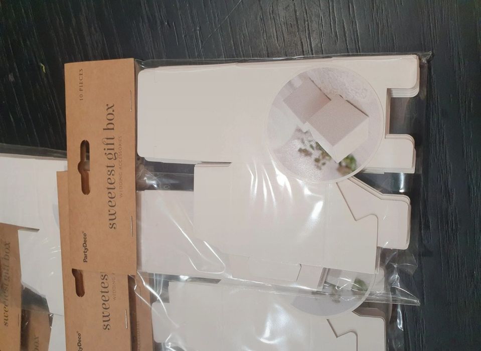 Białe pudełko pudełeczko podziękowanie dla gości 70szt 5x5x5cm wyprzed