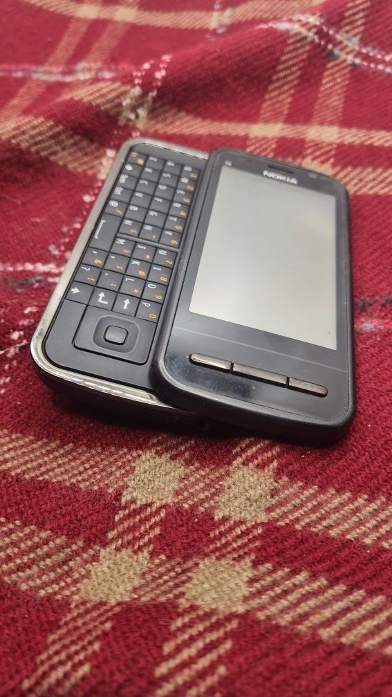 Nokia c6-00 nie testowany