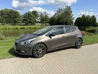 Kia ceed 1,6 TDi  /Dwa komplety kół