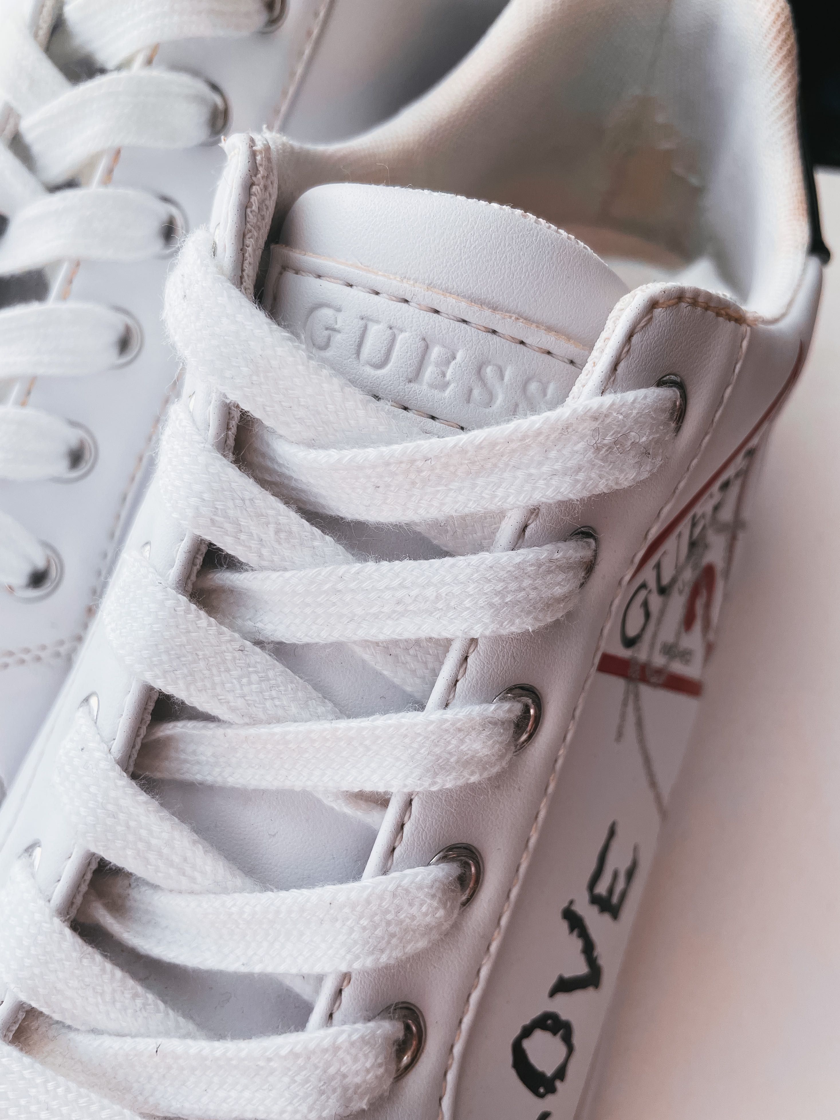 Кеди Guess оригінал, 39-40р, 25,5см
