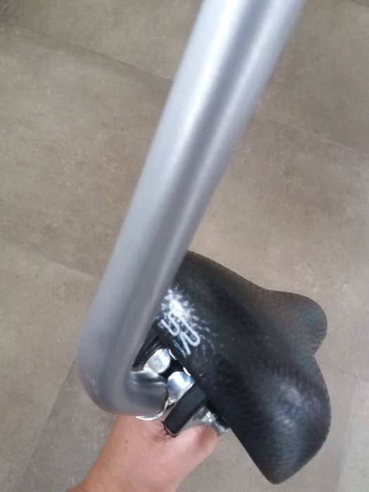 Drążek uchwyt do prowadzenia roweru + siodełko Puky nauka jazdy