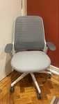 Cadeira Escritorio Secretaria Ergonómica Steelcase Series One