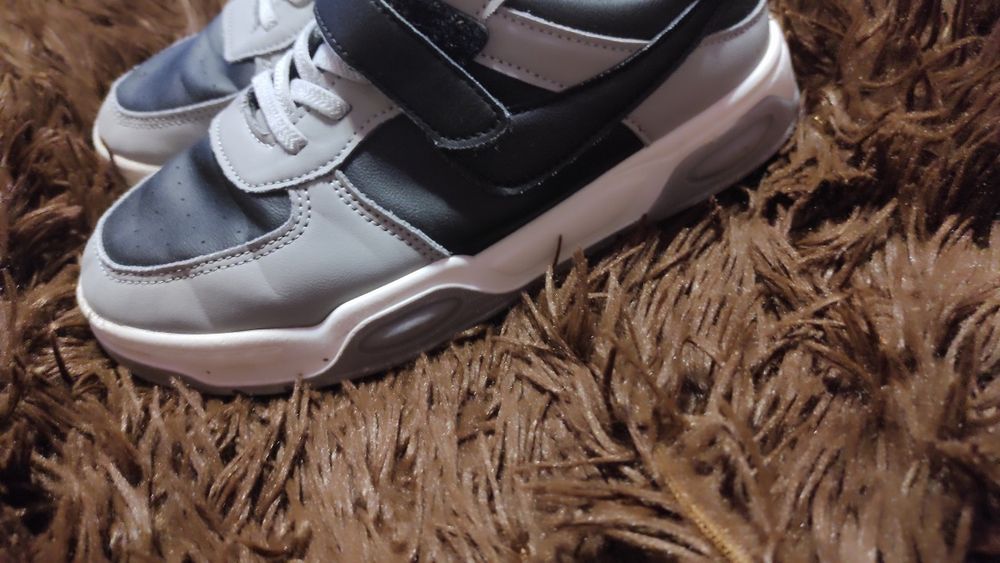 Кросівки 22.5 устілка