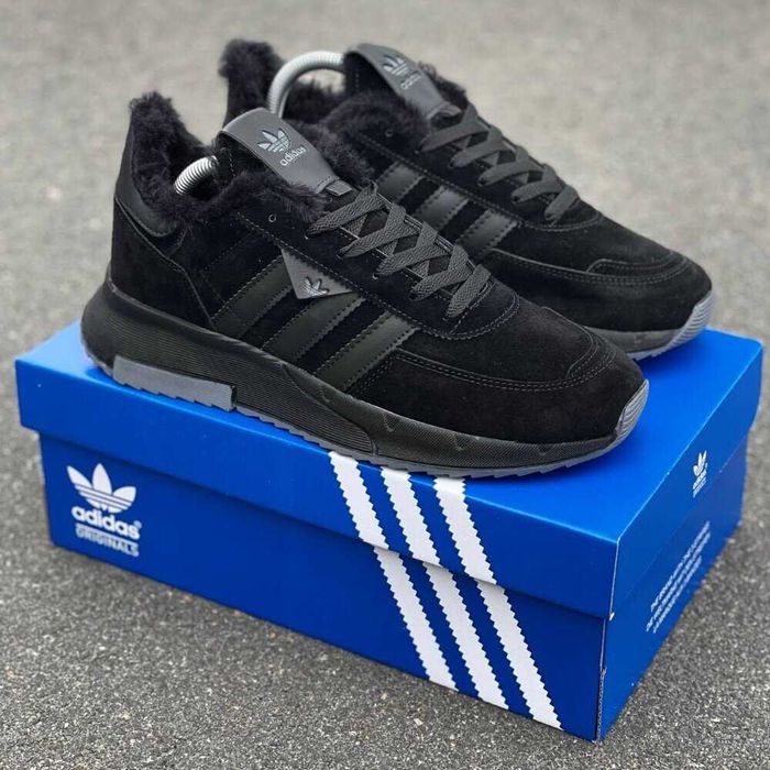 Зимові теплі Чорні кросівки Adidas на хутрі Адідас 40-44 чоловічі