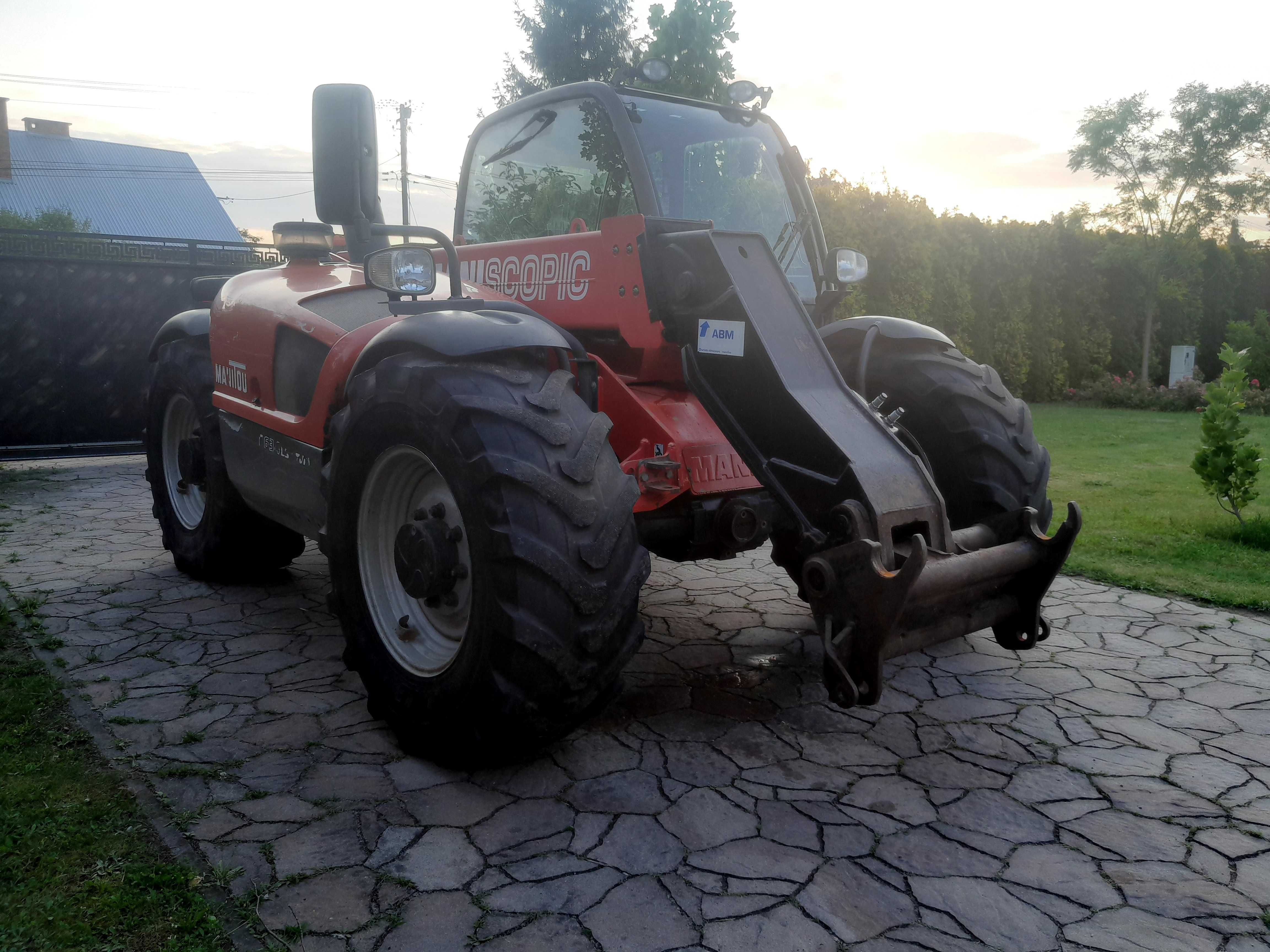 Ładowarka teleskopowa Manitou MT 730