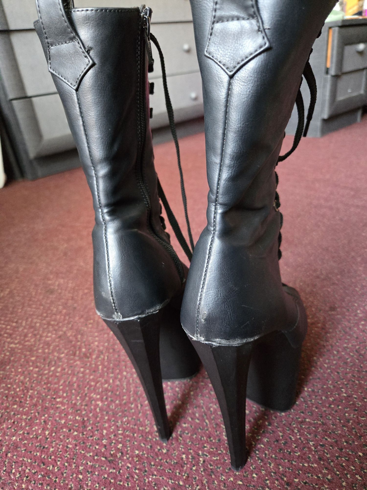 Стріпи Pleaser, трійки, 38 р.