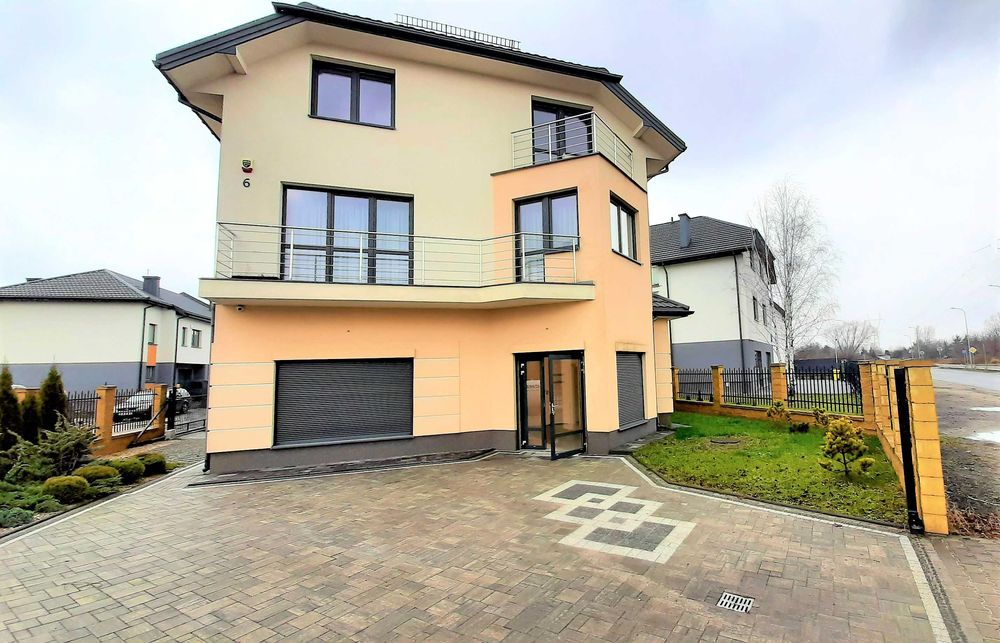 Lokal usługowy 61m i parking 4 miejsca na biuro, sklep, siedzibę firmy