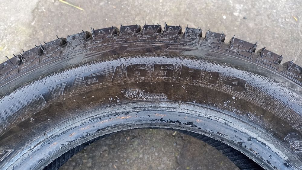 Зимова резина R14