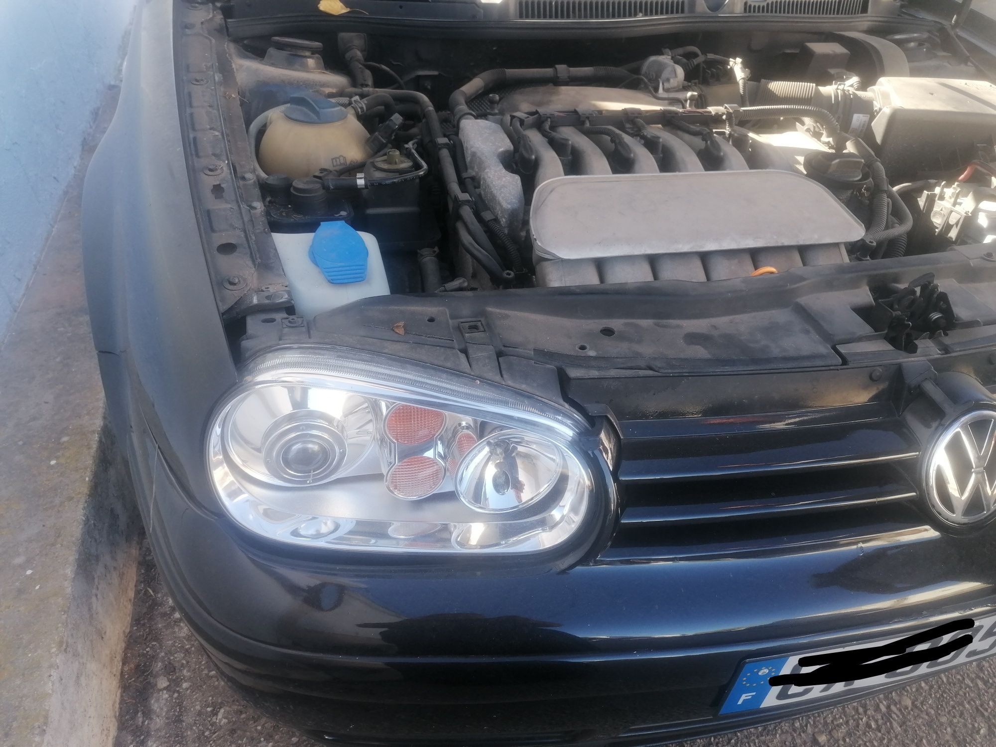 Vendo WV Golf IV V6