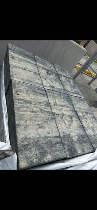 Tania kostka brukowa do wyczerpania zapasów