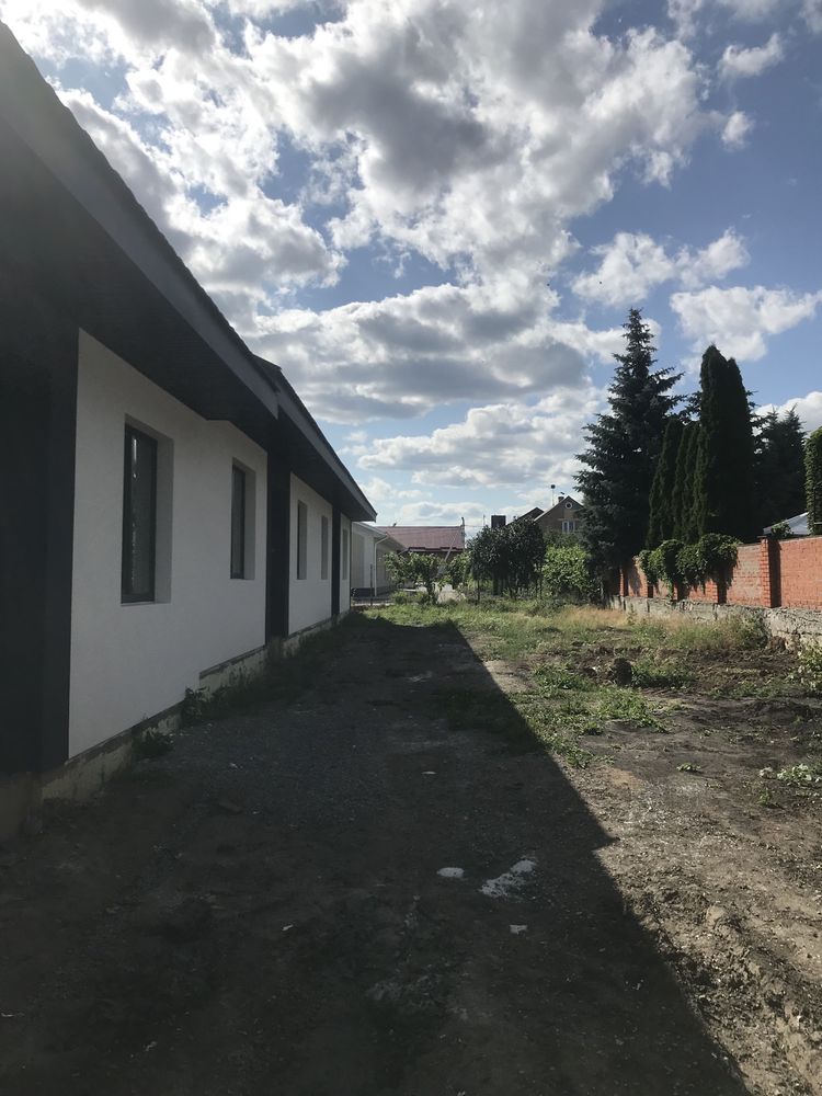Простора 3к.кв в котеджному комплексі !