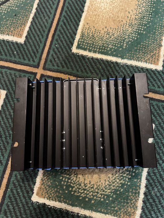 Контроллер Victron Energy BlueSolar MPPT 150/45-MC4 (45А, 12/24/48В)