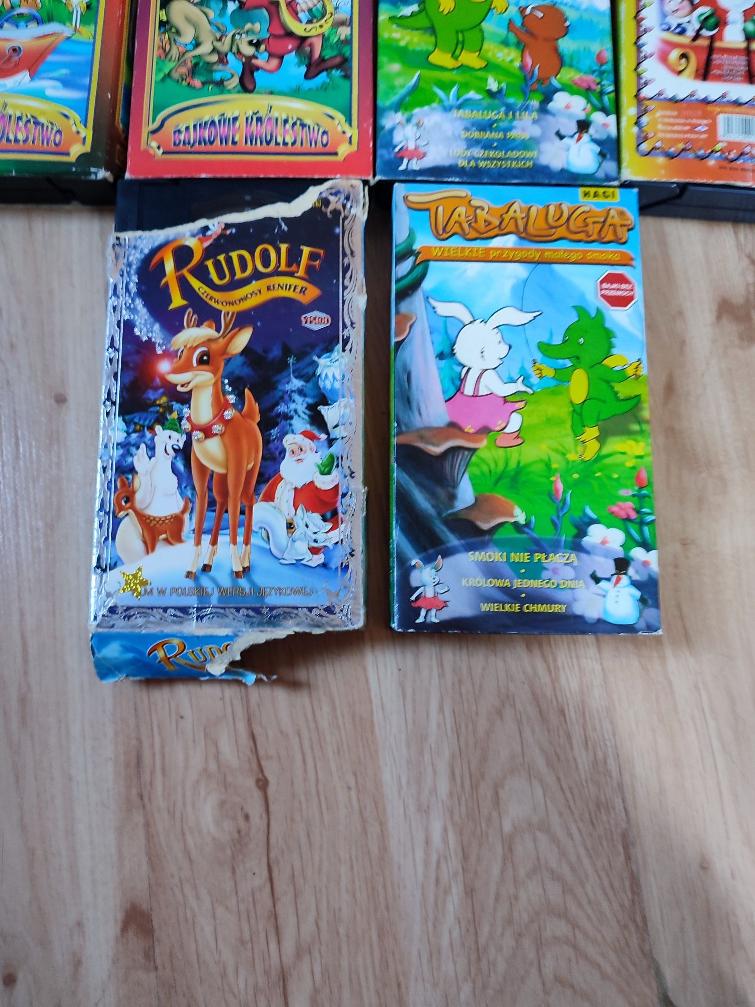 Bajki na kasetach VHS Tabaluga Rudolf i inne zestaw