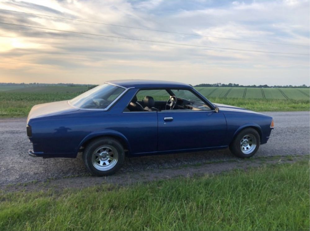 Mazda 626 coupe 1982
