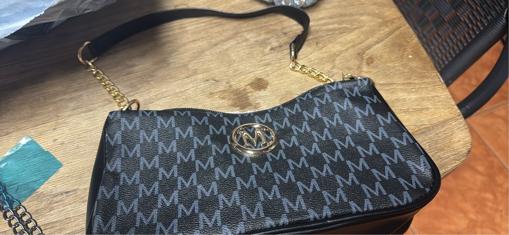 Vendo essas duas bolsas