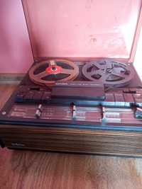 Stary magnetofon SABA 574 szpulowy