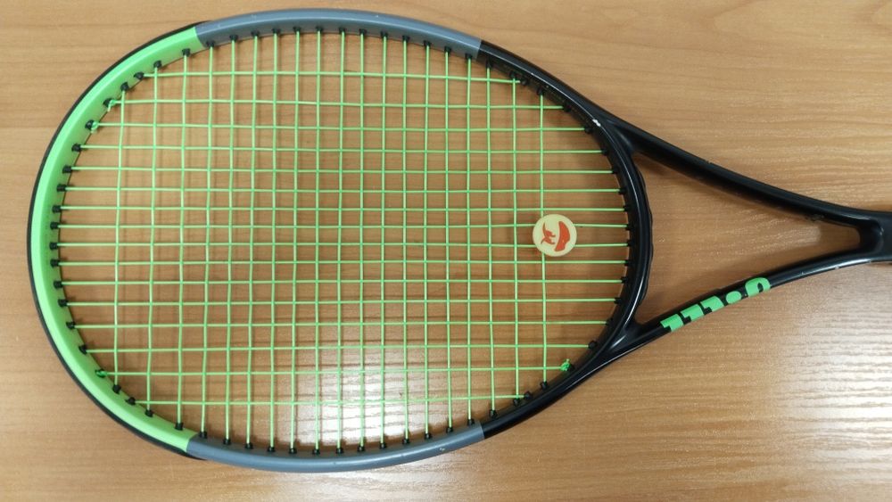 Wilson Blade v7 98 L4