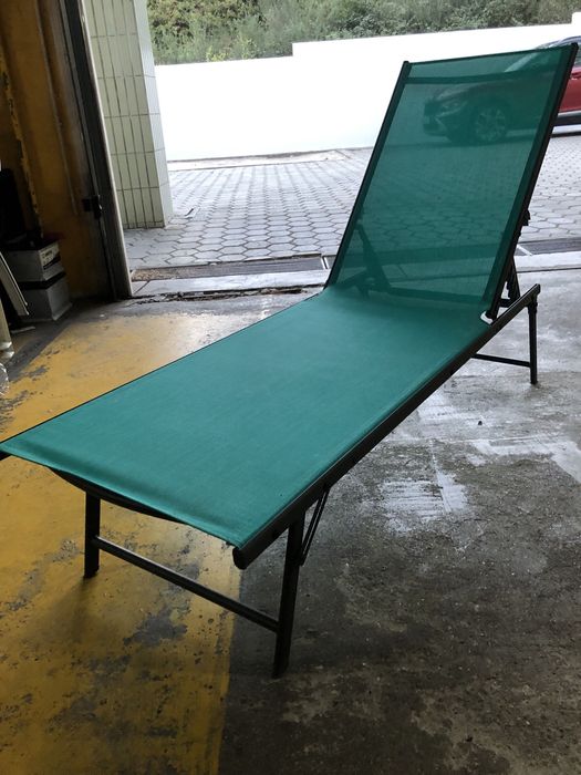 Vendo espreguicadeira para jardim