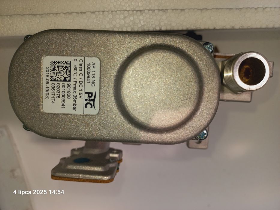 Zespół gazowy do piecyka Vaillant mag mini 114/1