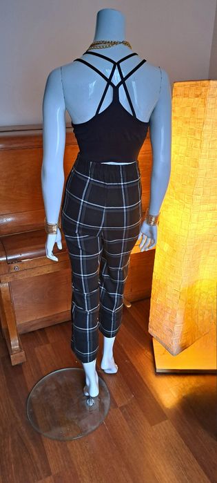 Zara spodnie w kratę r.XL