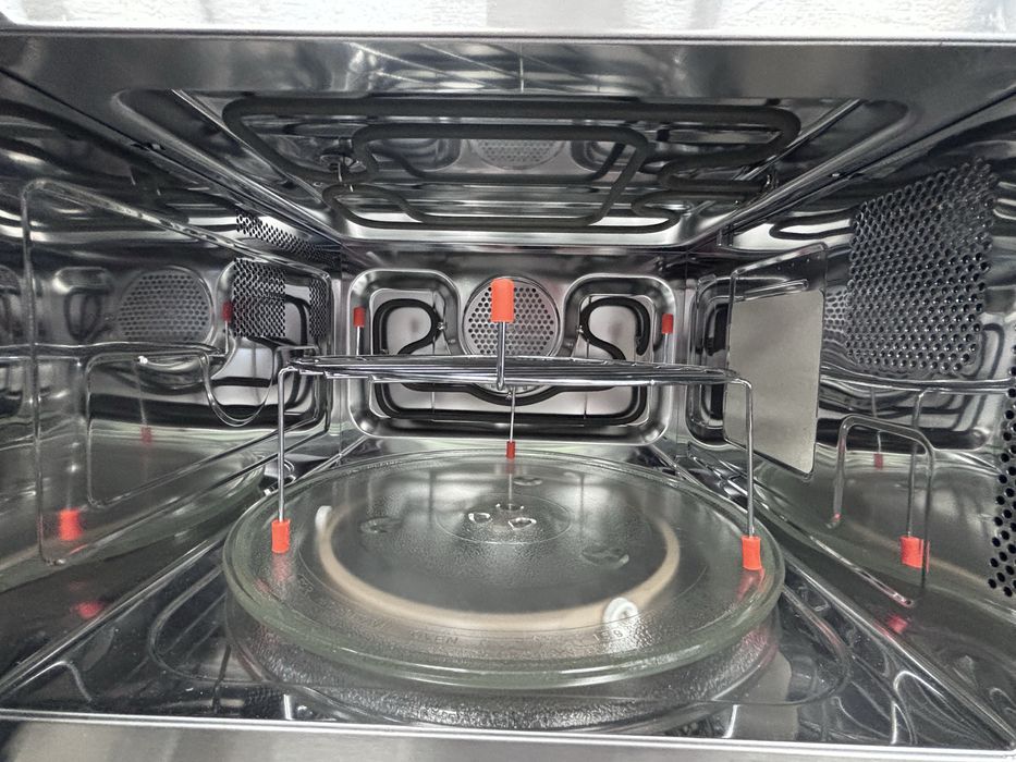 Мікрохвильовка з грилем та конвекцією Midea AW925EXG