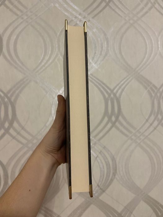 Руїна троянд, книга руїна троянд недорого