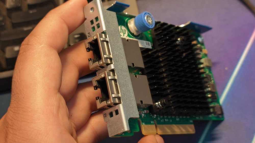 Серверный сетевой Адаптер HP Ethernet 10Gb 2-port 561T Adapter