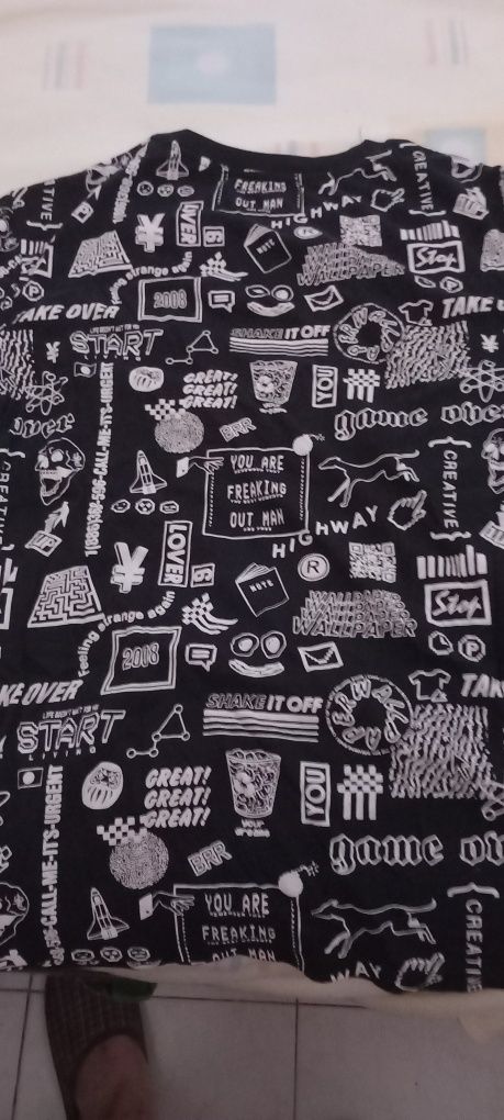 Camisola com desenhos