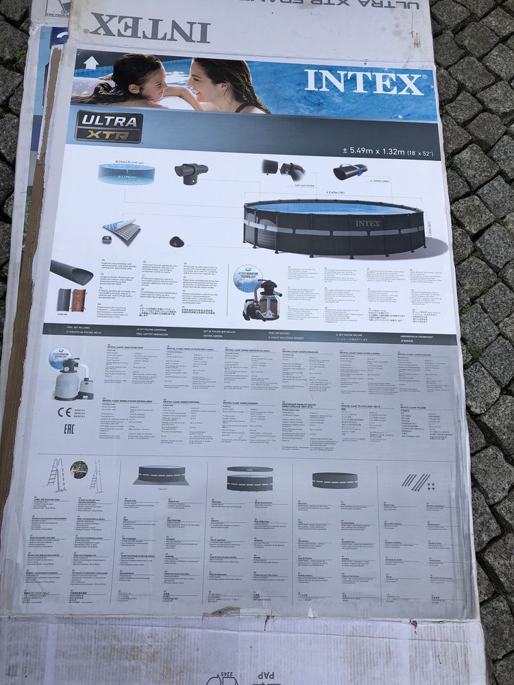 Basen stelażowy Ultra XTR 549 x 132 - 26330 Intex