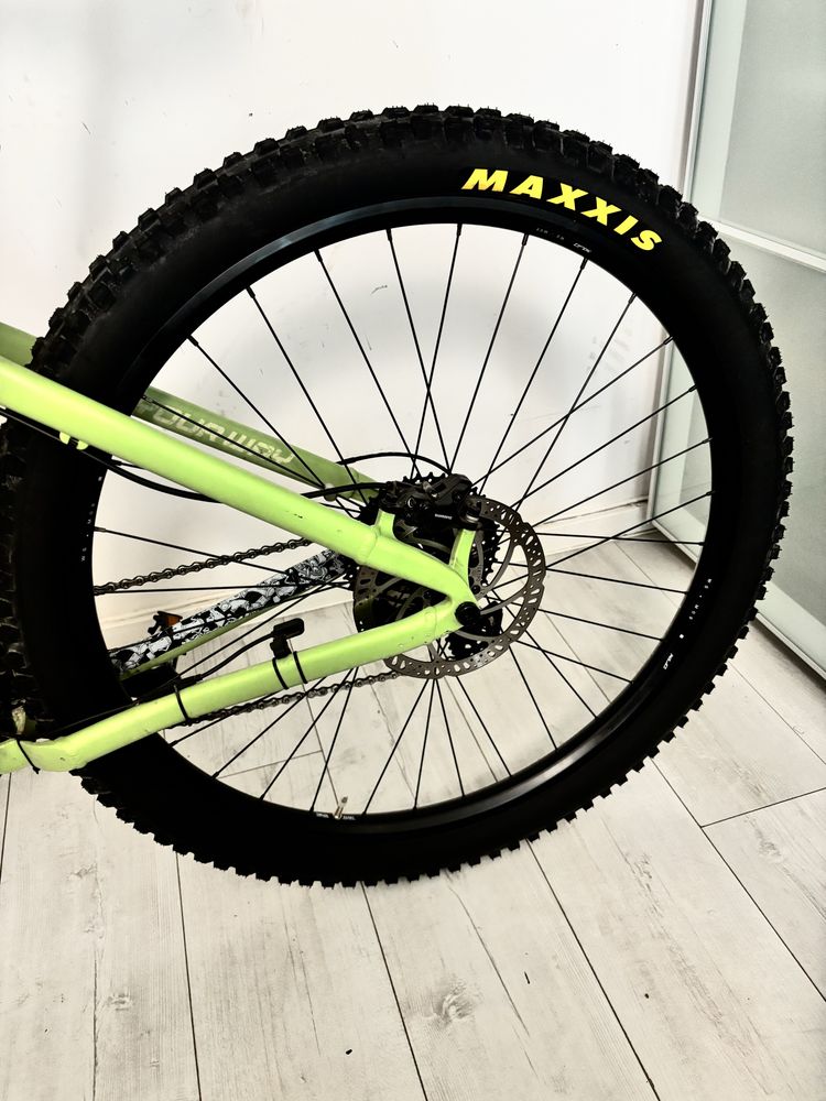 Dartmoor Primal 2 bafang 120Nm 690wh rockshox 35 gold 160mm air