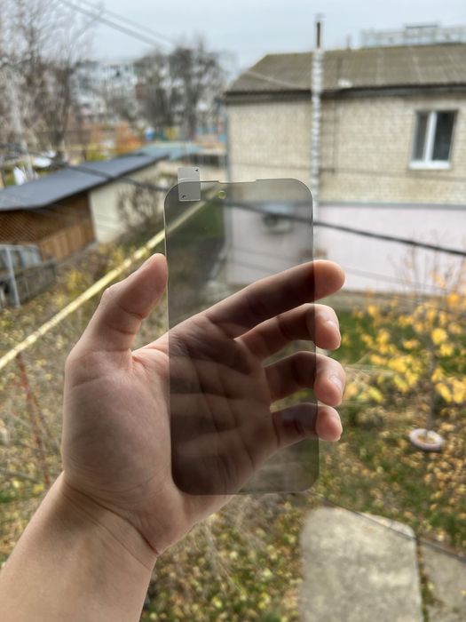 Захисне скло антишпіон на Iphone 14pro