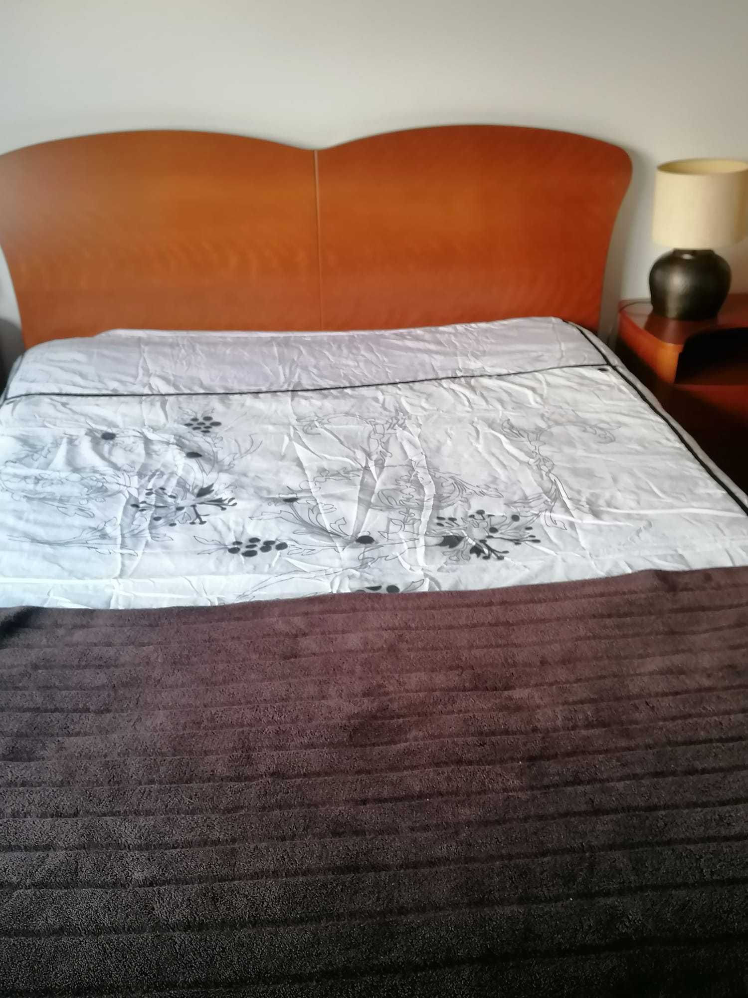 Mobília de Quarto Cerejeira