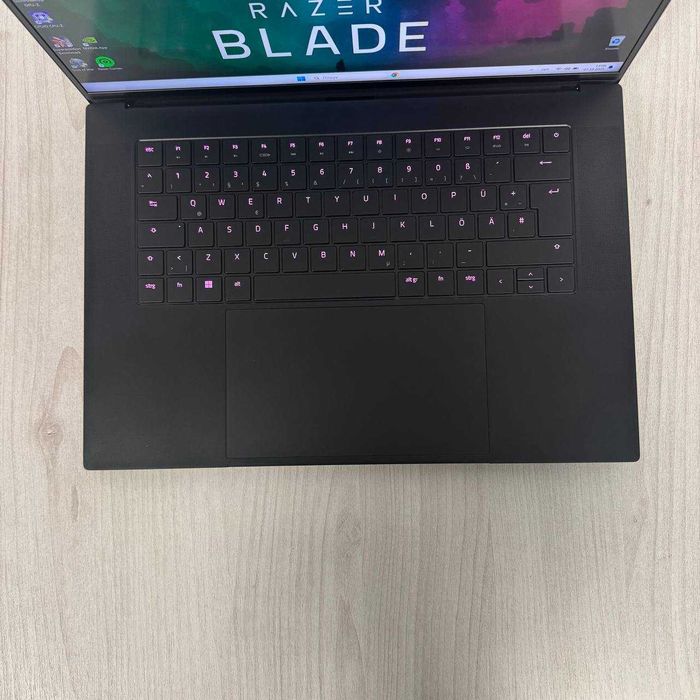 Razer Blade 16 4K miniLED 120Hz i9-13950HX 32GB SSD 2TB RTX 4090