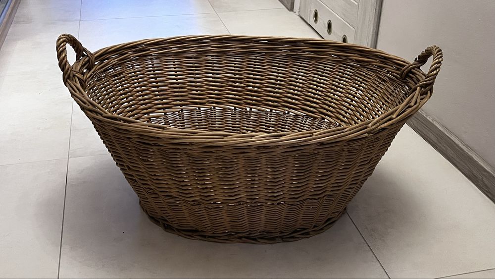 Kosz wiklinowy na pranie owalny duży 70x50cm