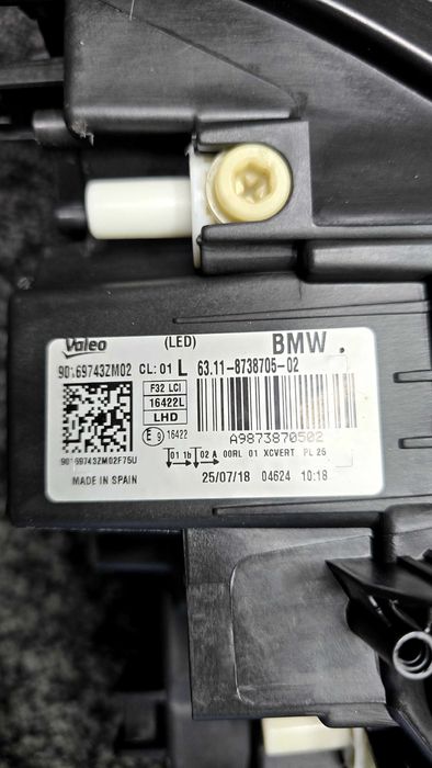 Farol Bmw Serie 4 F32/F33/F36 Adaptive Led