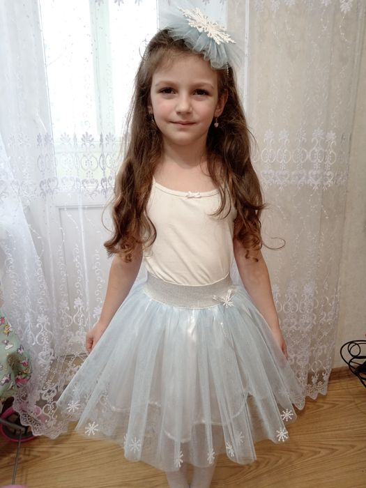 Костюм,, Сніжинки,, для дівчинки