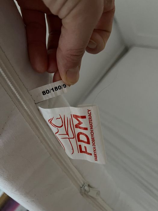 Materac piankowy 180*80*8 cm