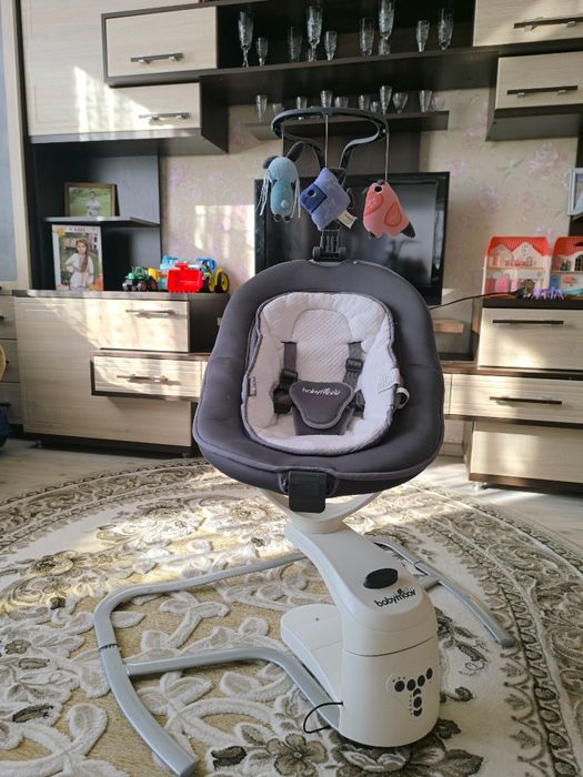 Гойдалка для малюків