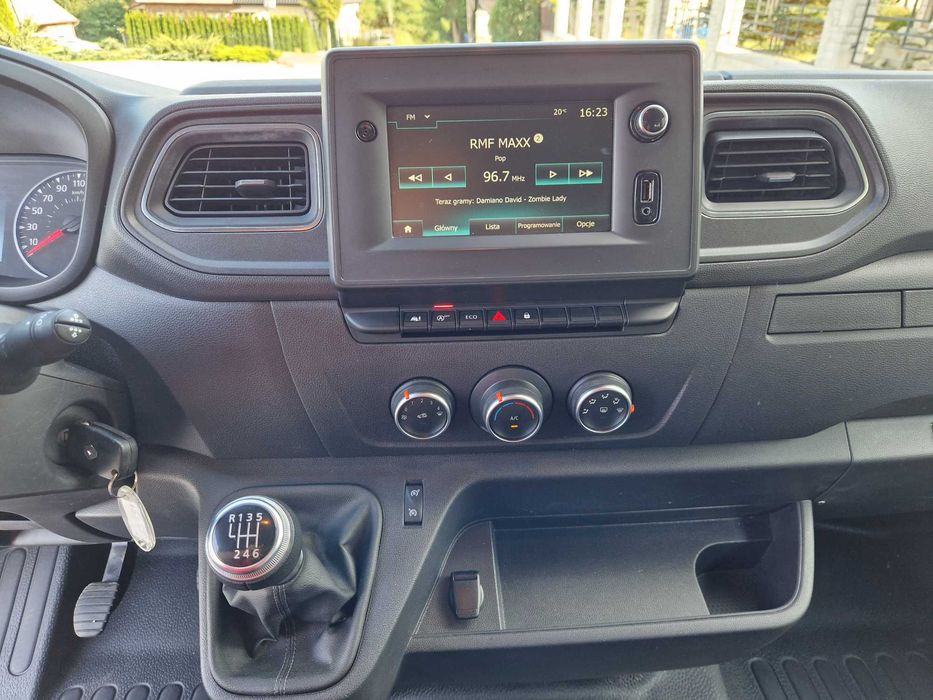 Renault Master Brygadówka 7Osób 150Km Holenderka Klima ducato F-Vat23%