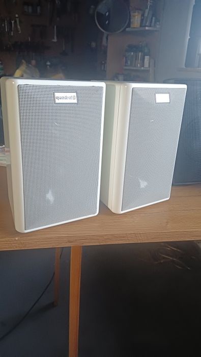 Kolumny guardial białe super stan