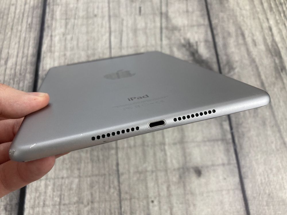 Планшет Apple iPad Mini 4th(покоління), 128gb, Wi-Fi+LTE, Space Gray